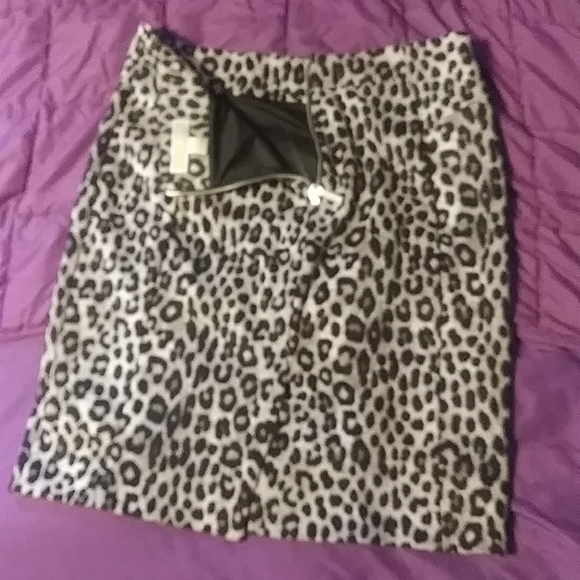 White Leopard Cheetah Michael Kors L BNWT Animal Print Grey Black - Picture 4 of 4